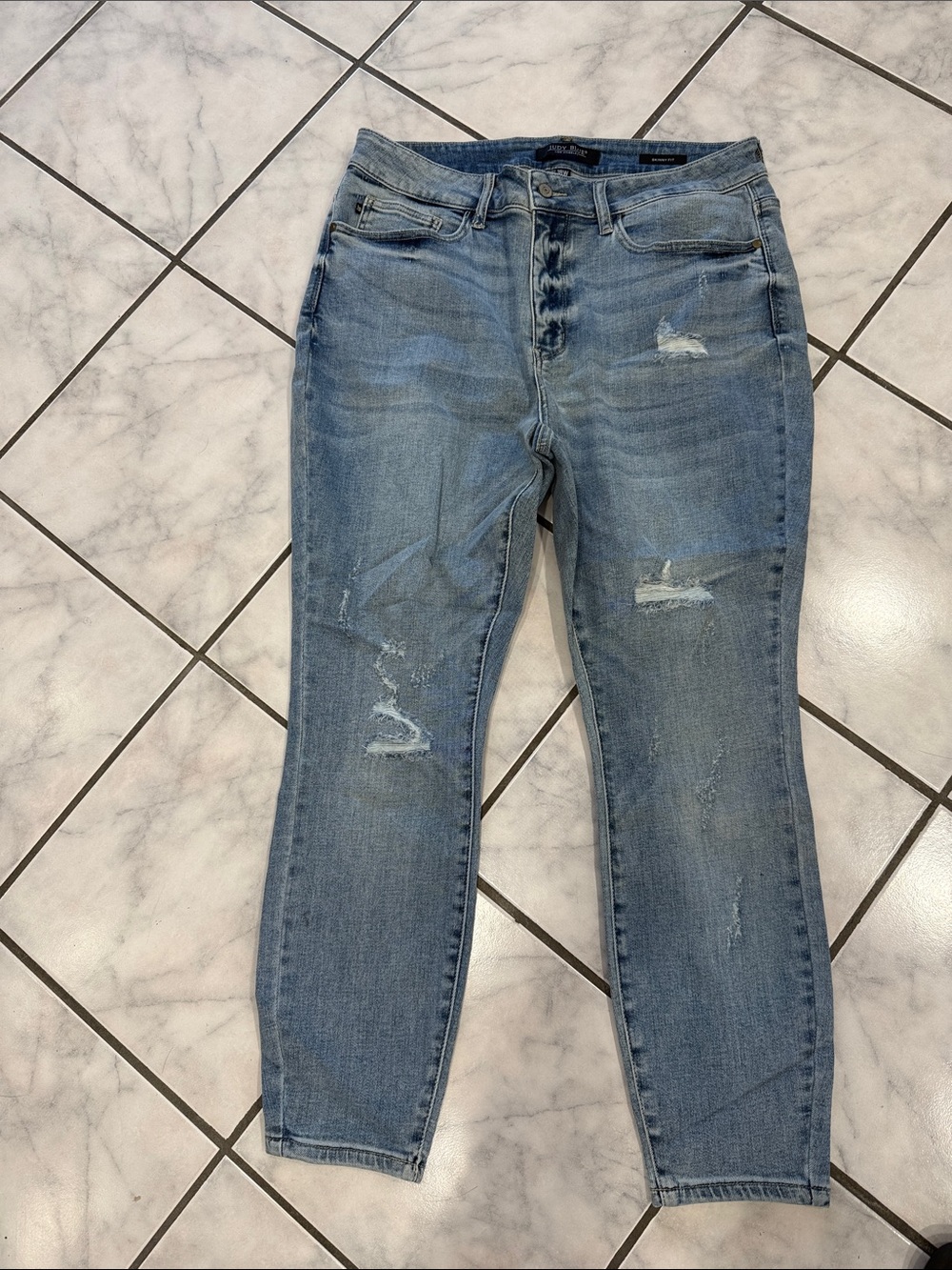 Judy Blue Light Blue Skinny Distressed Jeans